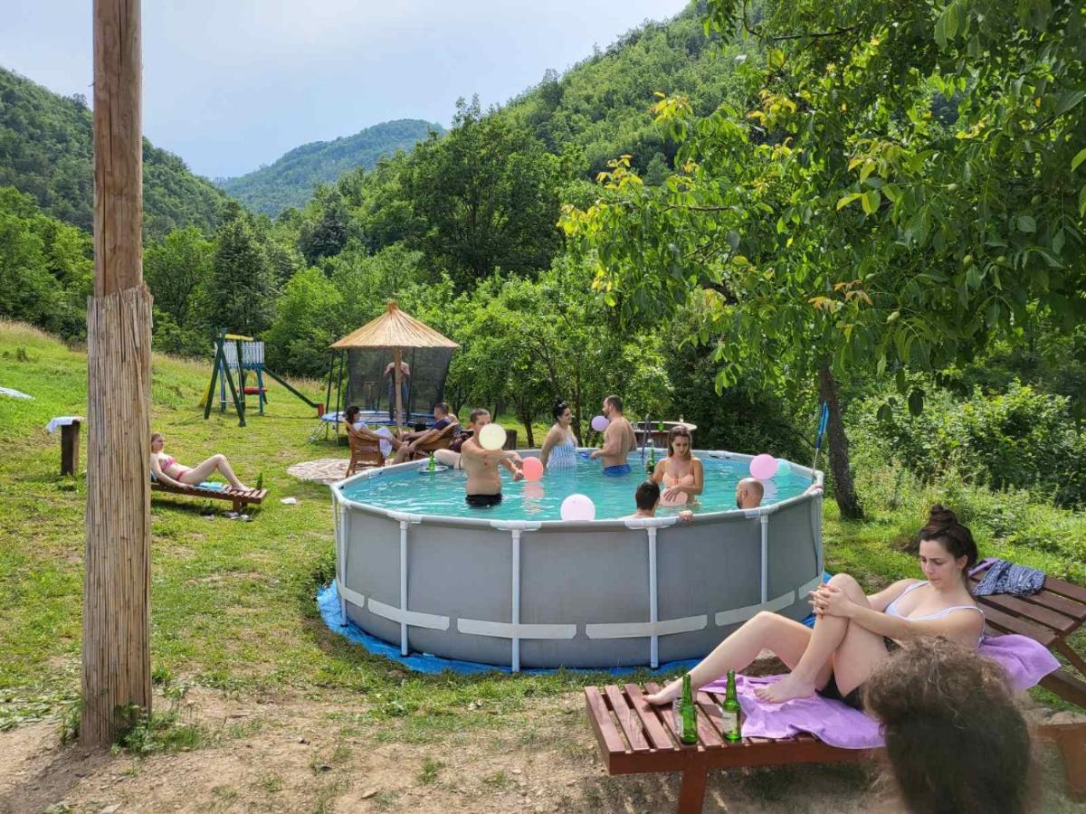 Вилла Seosko Domacinstvo „Gabar” Custica Экстерьер фото